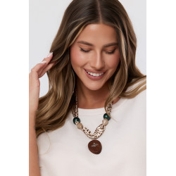 Bluzka oversize z biżuteryjnym akcentem