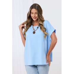 Bluzka oversize z biżuteryjnym akcentem