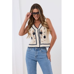 Ażurowa bluzka z haftowanymi kwiatami