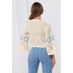 Ażurowa bluzka boho z szydełkowymi motywami