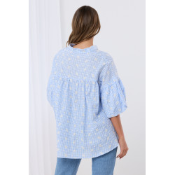 Asymetryczna koszula w kratę z ażurowymi haftami