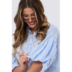 Asymetryczna koszula w kratę z ażurowymi haftami