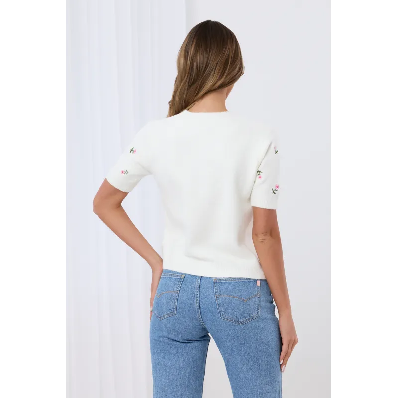 Sweter z krótkim rękawem w haftowane kwiatki