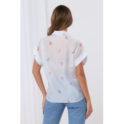 Koszulowa bluzka w drobne kwiaty
