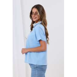 Bluzka oversize z krótkim rękawem i ozdobną apaszką