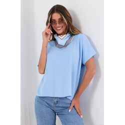 Bluzka oversize z krótkim rękawem i ozdobną apaszką