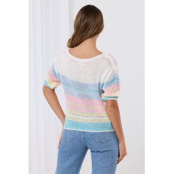 Pastelowy sweter w poziome paski z krótkim rękawem