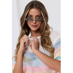 Pastelowy sweter w poziome paski z krótkim rękawem