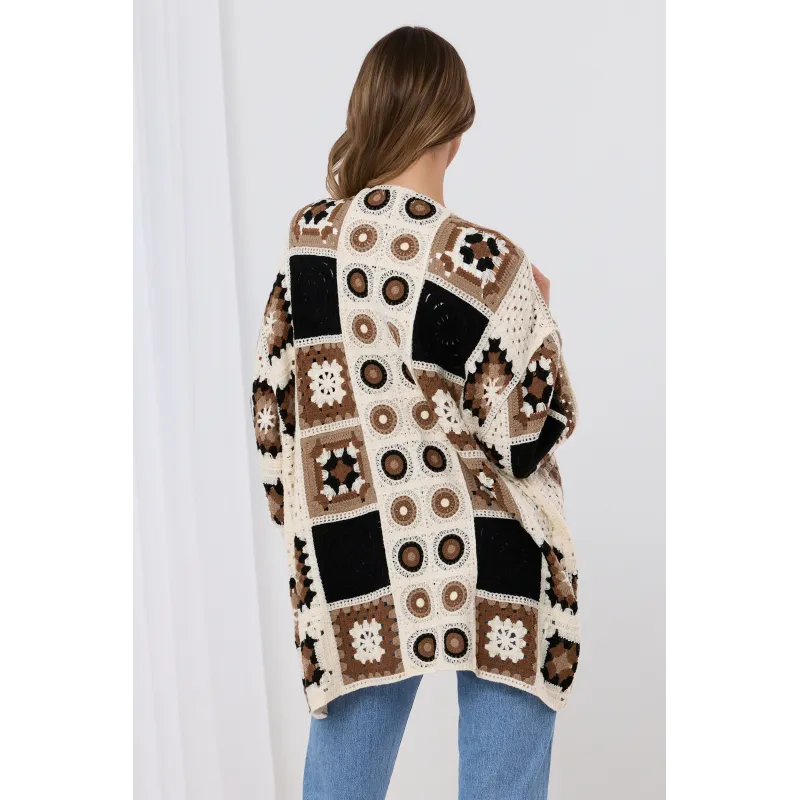 Ażurowy kardigan w stylu boho