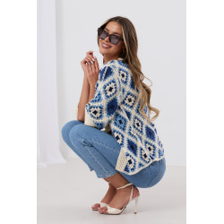 Szydełkowy kardigan z geometrycznym wzorem