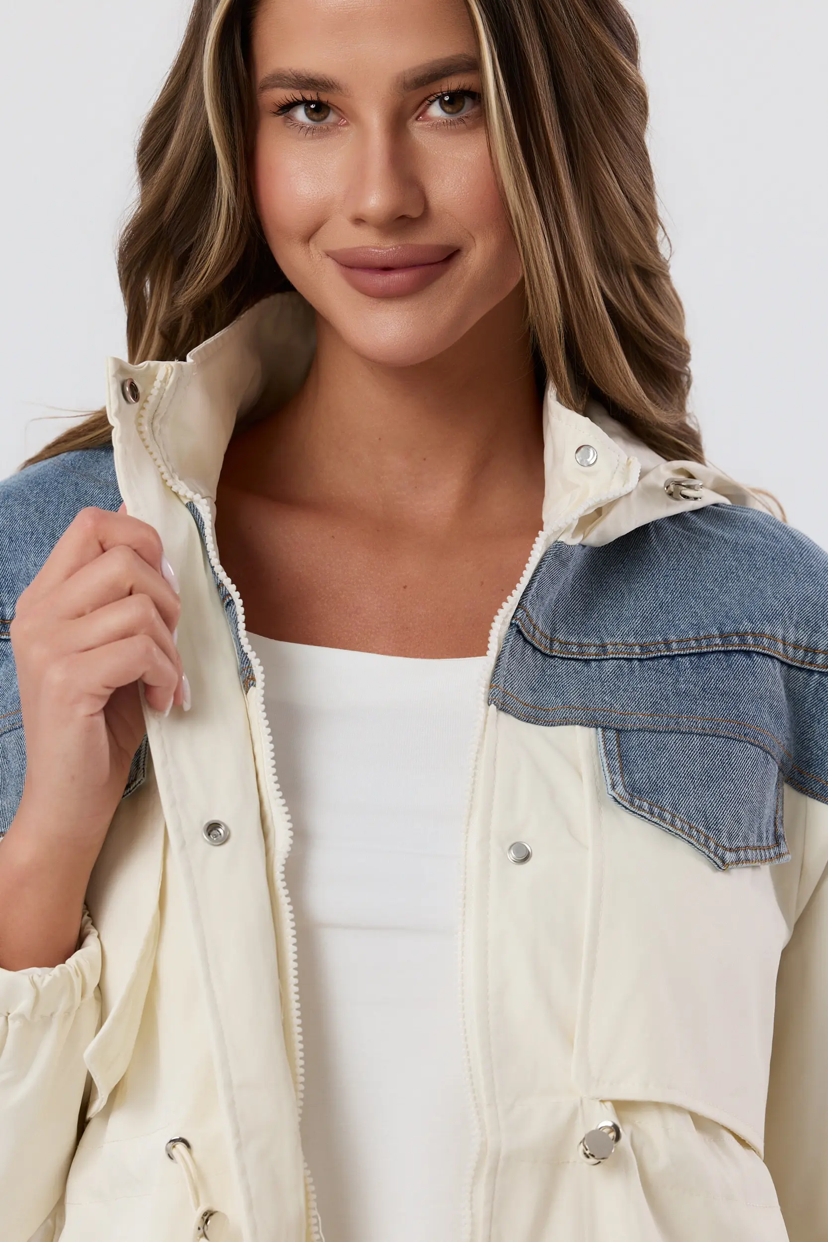 Kurtka parka z jeansowymi wstawkami