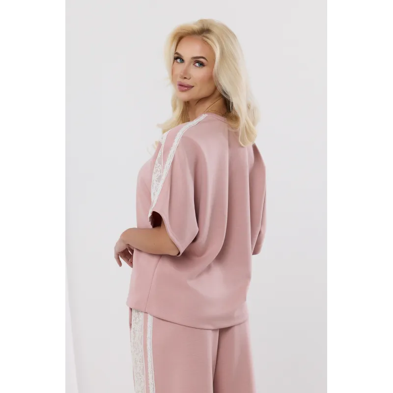 Bawełniana bluzka oversize z koronką na ramionach