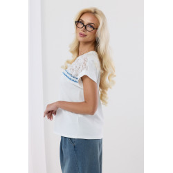 Bluzka z krótkim rękawem i koronkowymi wstawkami
