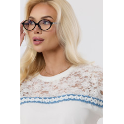 Bluzka z krótkim rękawem i koronkowymi wstawkami