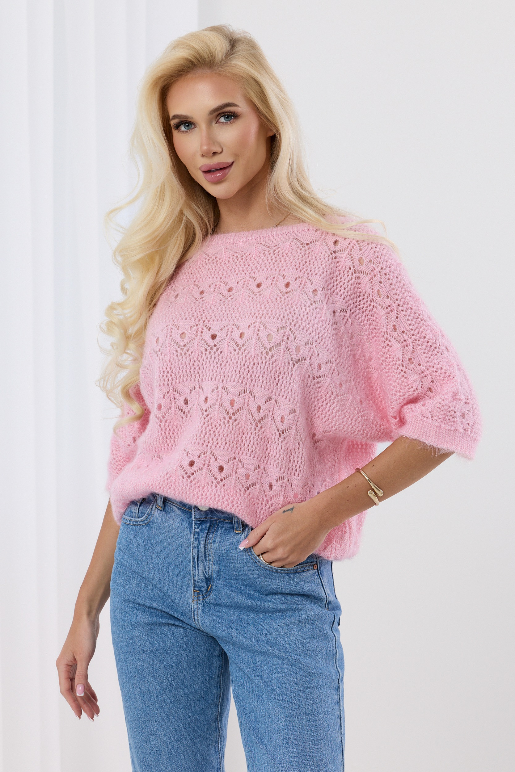 Ażurowy sweterek z rękawem 3/4