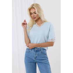 Sweter z krótkim rękawem i koronkowym wykończeniem