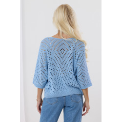 Ażurowy sweter o luźnym kroju