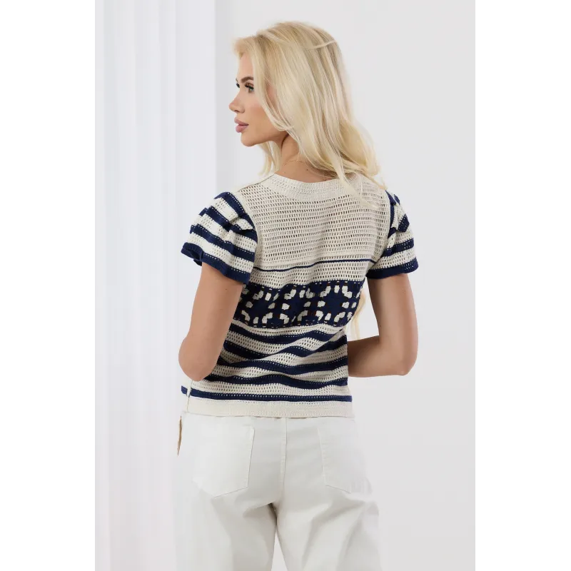 Sweter w paski z ażurowym wzorem