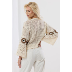 Ażurowa bluzka boho z szydełkowymi motywami