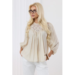 Bluzka w stylu boho z ażurowymi wstawkami