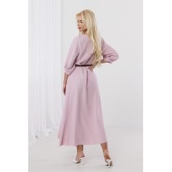 Elegancka sukienka midi z bufiastymi rękawami i paskiem