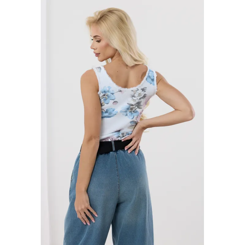 Top na ramiączkach z kwiatowym nadrukiem