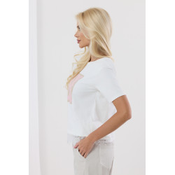Bluzka z napisem i koronkowym wykończeniem