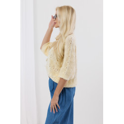 Ażurowy sweterek z rękawem 3/4