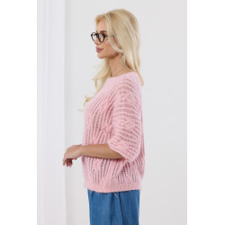 Luźny sweter z szerokimi rękawami i ozdobnym splotem