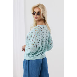 Ażurowy sweter o luźnym kroju