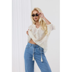 Zwiewna bluzka z haftem i troczkami