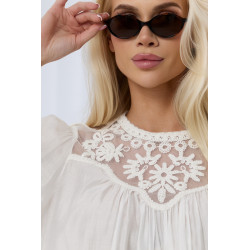Bluzka w stylu boho z ażurowymi wstawkami