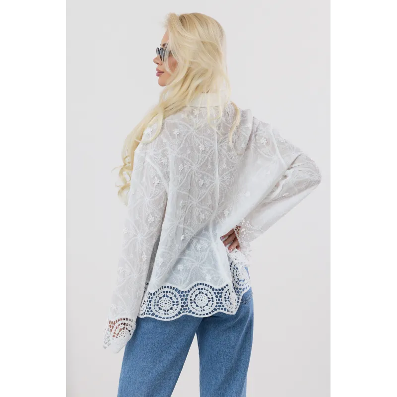 Koszula z ażurowym haftem i koronkowym dołem