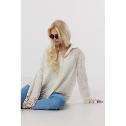 Koszula z ażurowym haftem i koronkowym dołem