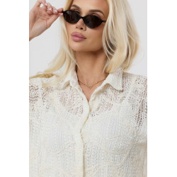Ażurowa bluzka z krótkim rękawem o ozdobnym splocie