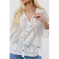 Bluzka boho z haftem i wiązaniem