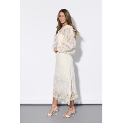 Długa spódnica z haftem i ozdobnym dołem