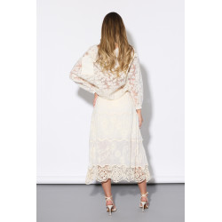 Długa spódnica z haftem i ozdobnym dołem