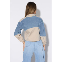 Krótka kurtka z jeansowymi panelami i stójką