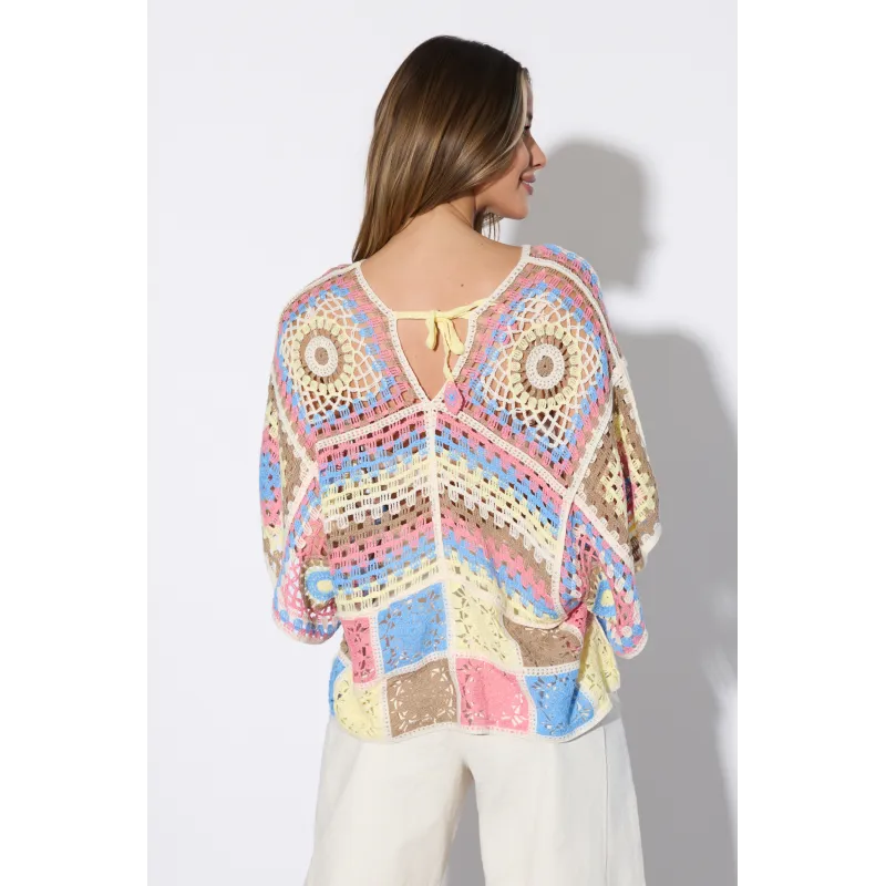 Ażurowa bluzka boho o kroju oversize