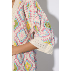 Szydełkowy kardigan z geometrycznym wzorem