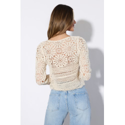 Krótka bluzka ażurowa w stylu boho