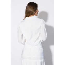 Komplet z ażurowym haftem i koronką