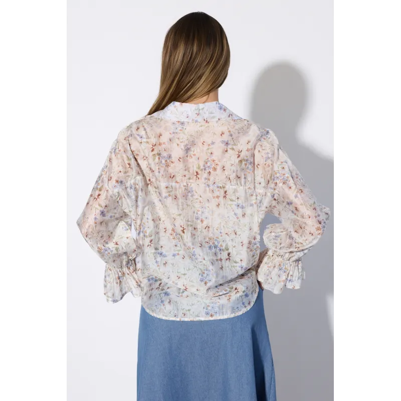 Kwiatowa koszula z wiązaniem i falbanami na rękawach
