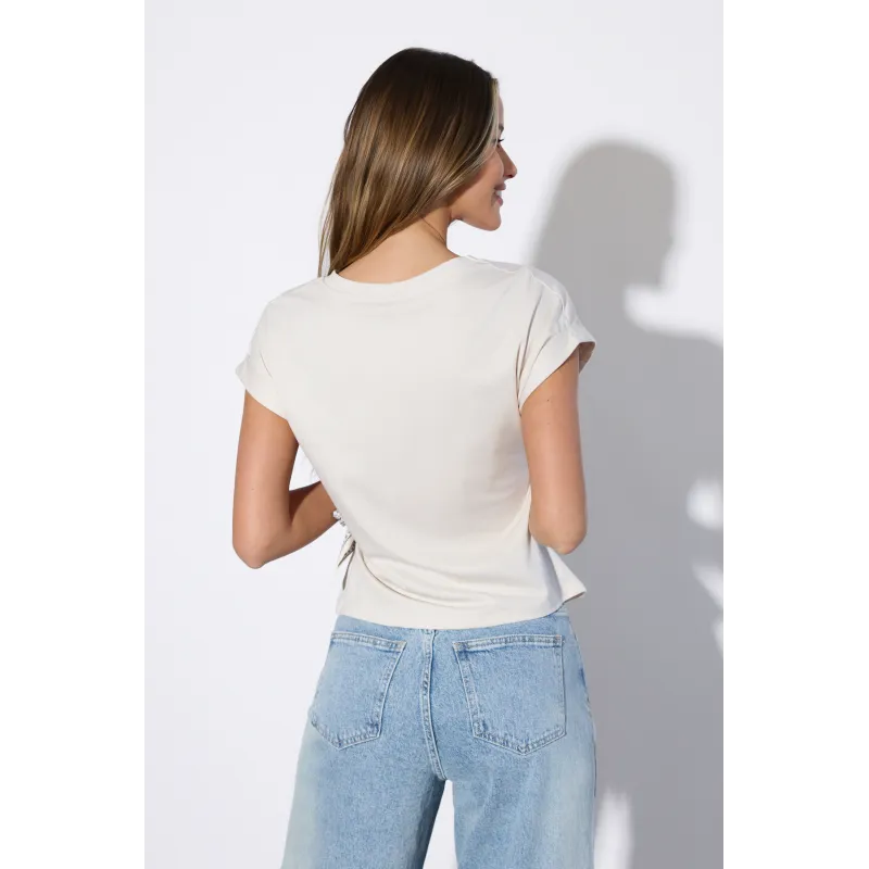 Bluzka z krótkim rękawem i ozdobnym wiązaniem z wzorem paisley