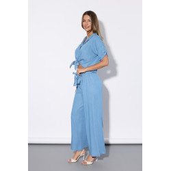 Szerokie spodnie typu palazzo z wiązaniem w pasie