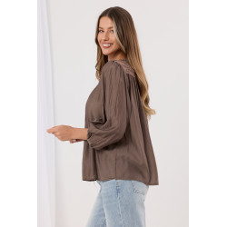 Bluzka w stylu boho z ażurowymi wstawkami