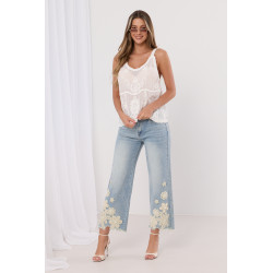 Top boho z haftem i ozdobną gipiurą