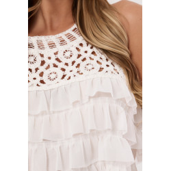 Bluzka z ozdobnym ażurowym dekoltem i falbanami