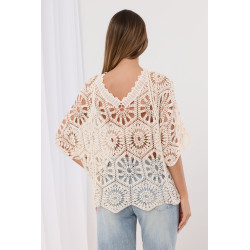 Ażurowa bluzka boho z kwiatowym motywem